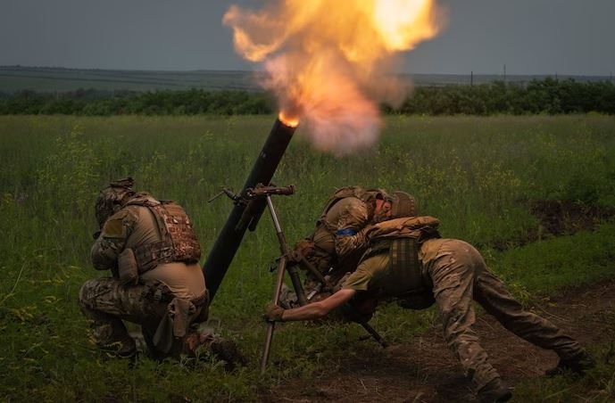 Ukraine đối mặt thực tế nghiệt ngã không thể dùng quân sự đẩy lùi Nga